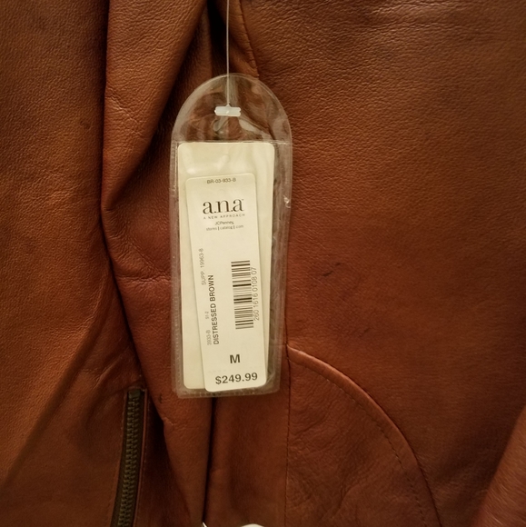 A.N.A. Women's leather jacket Medium - Picture 3 of 9